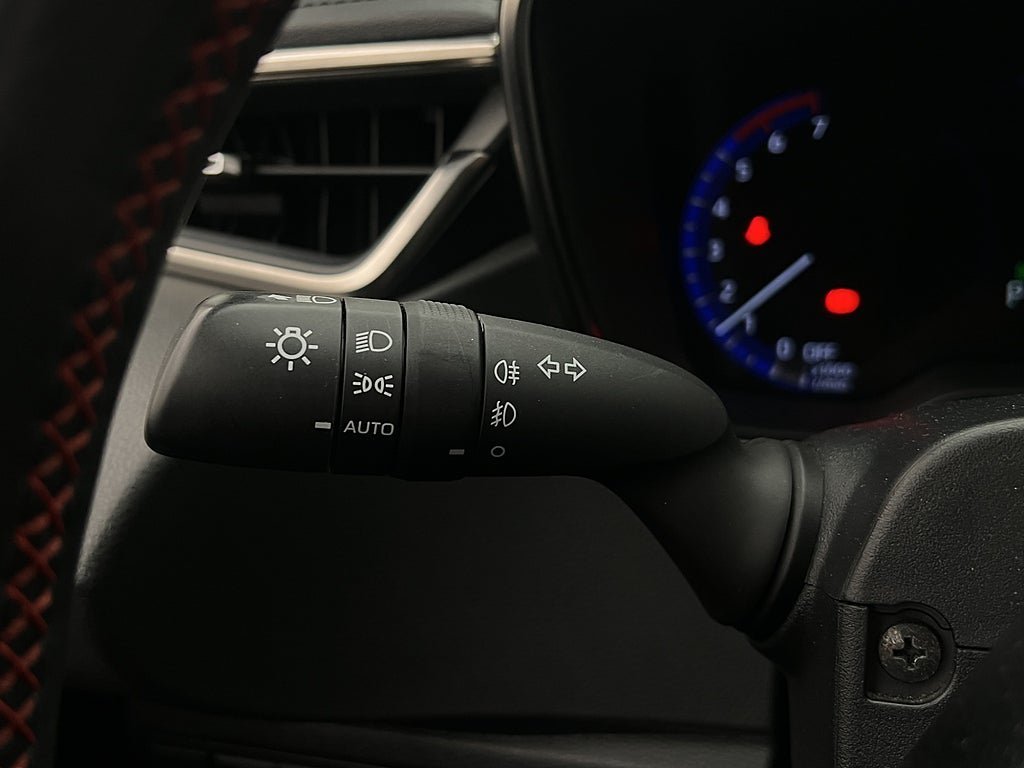 Vehicle Image 24
