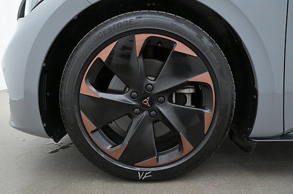 Vehicle Image 27