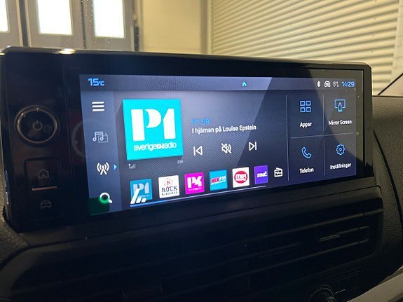 Vehicle Image 19