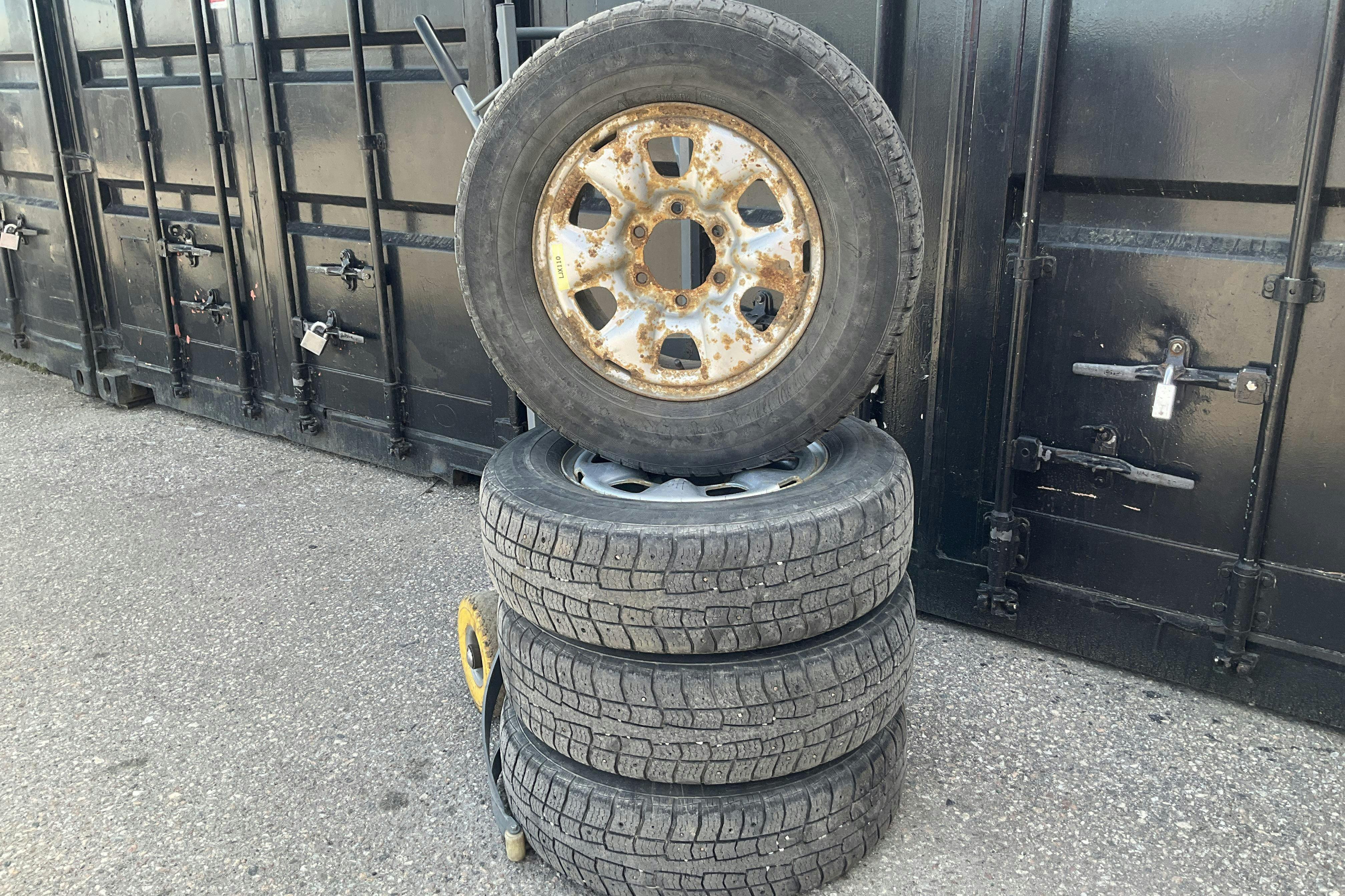 Vehicle Image 14