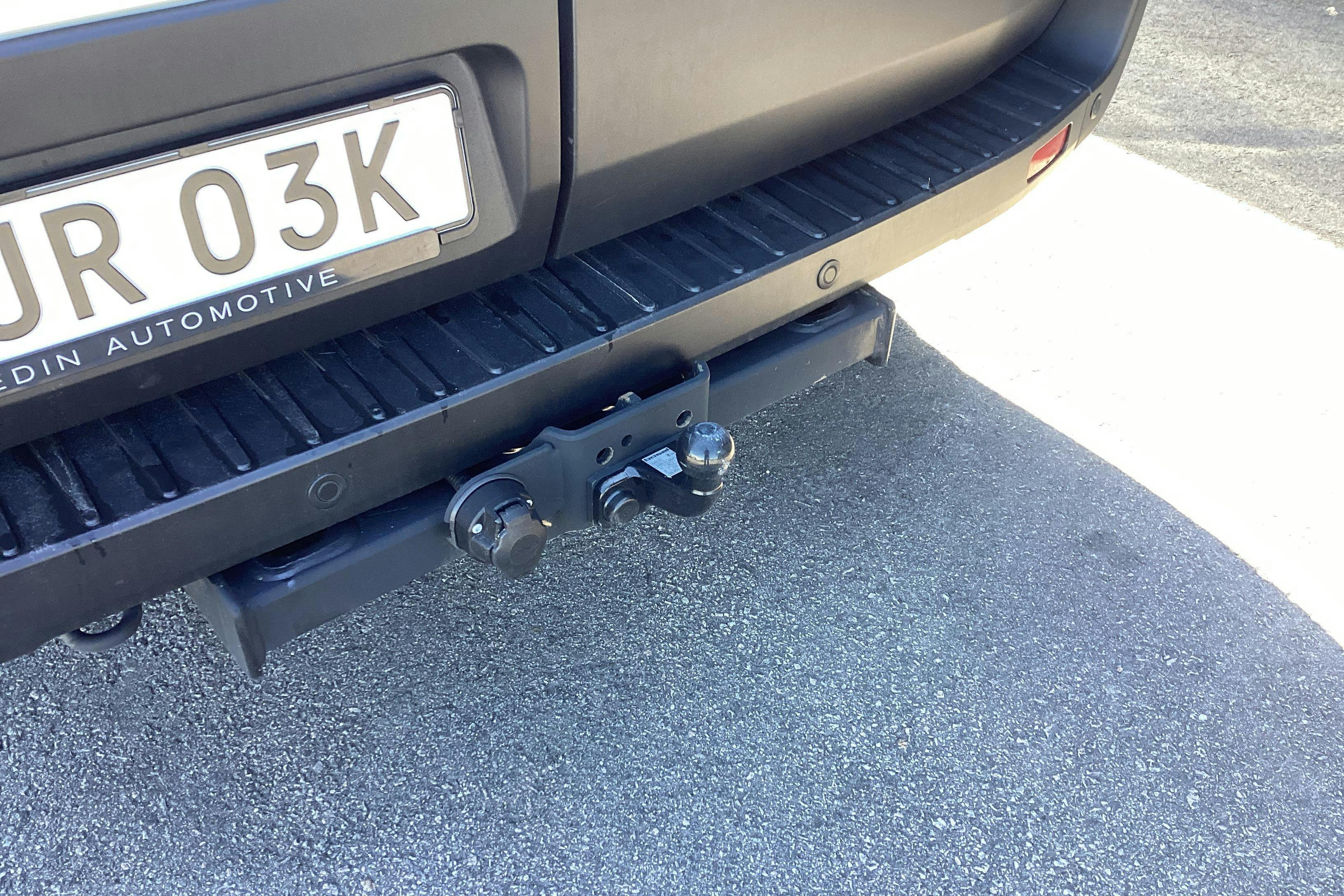 Vehicle Image 16