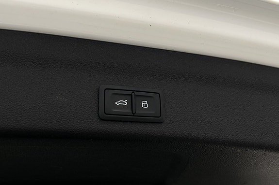 Vehicle Image 29
