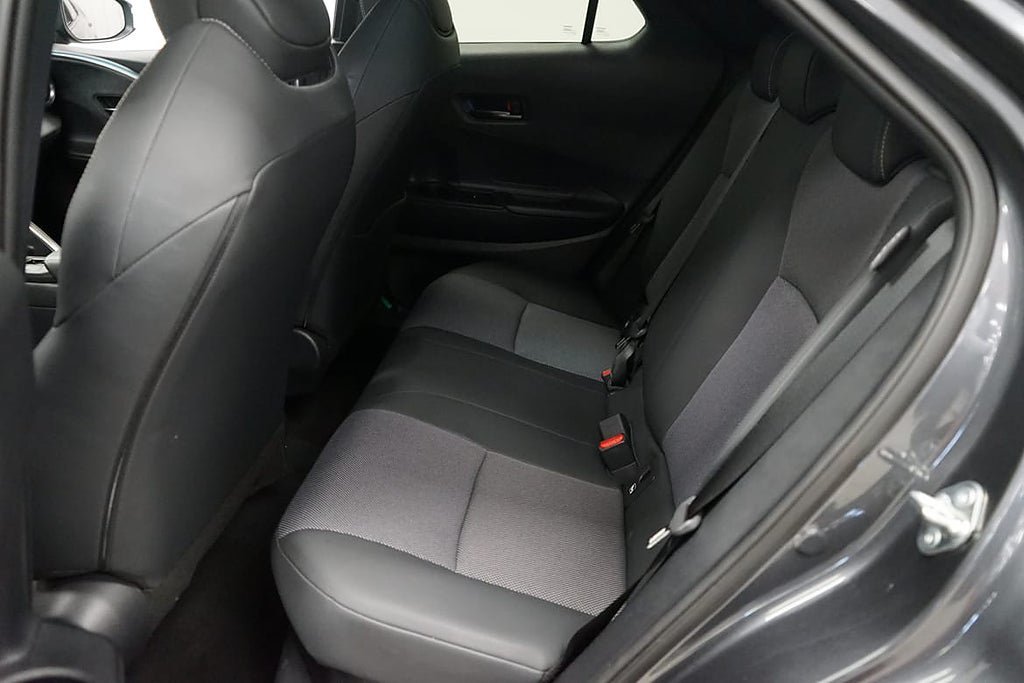Vehicle Image 17