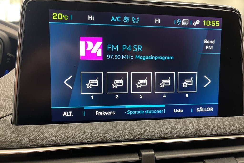 Vehicle Image 16
