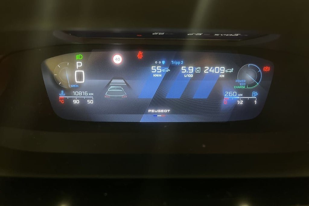Vehicle Image 12