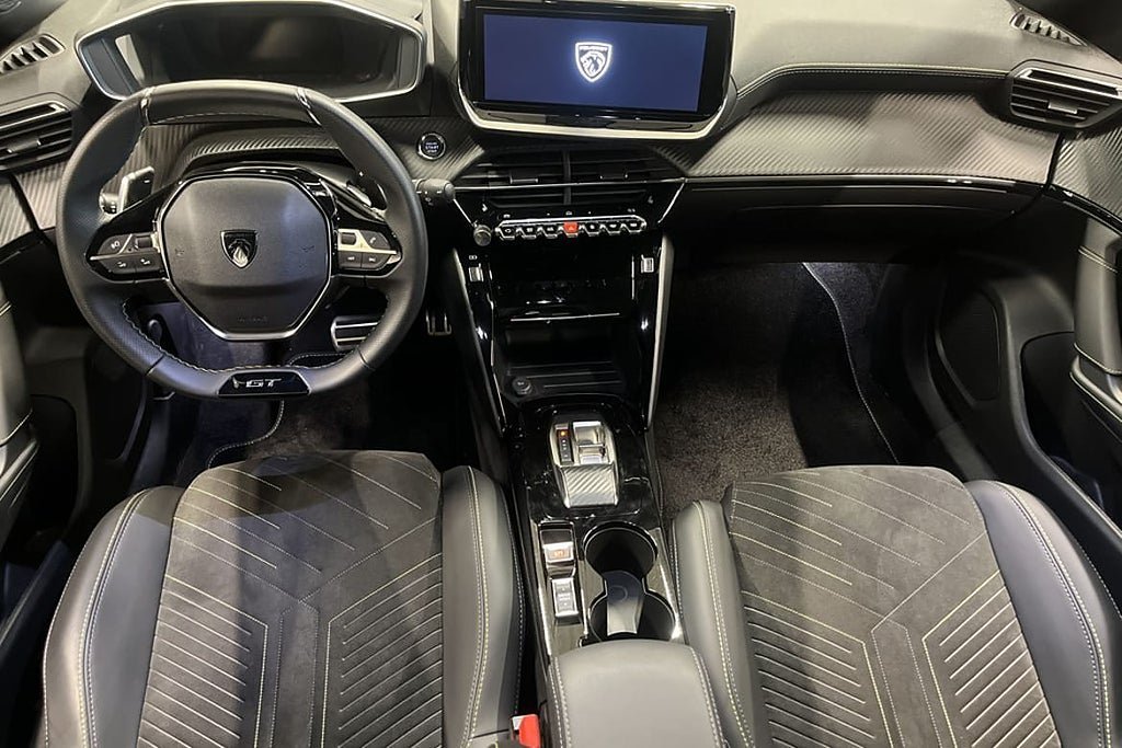 Vehicle Image 9
