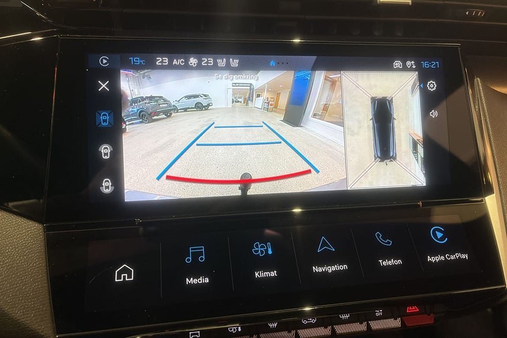 Vehicle Image 14