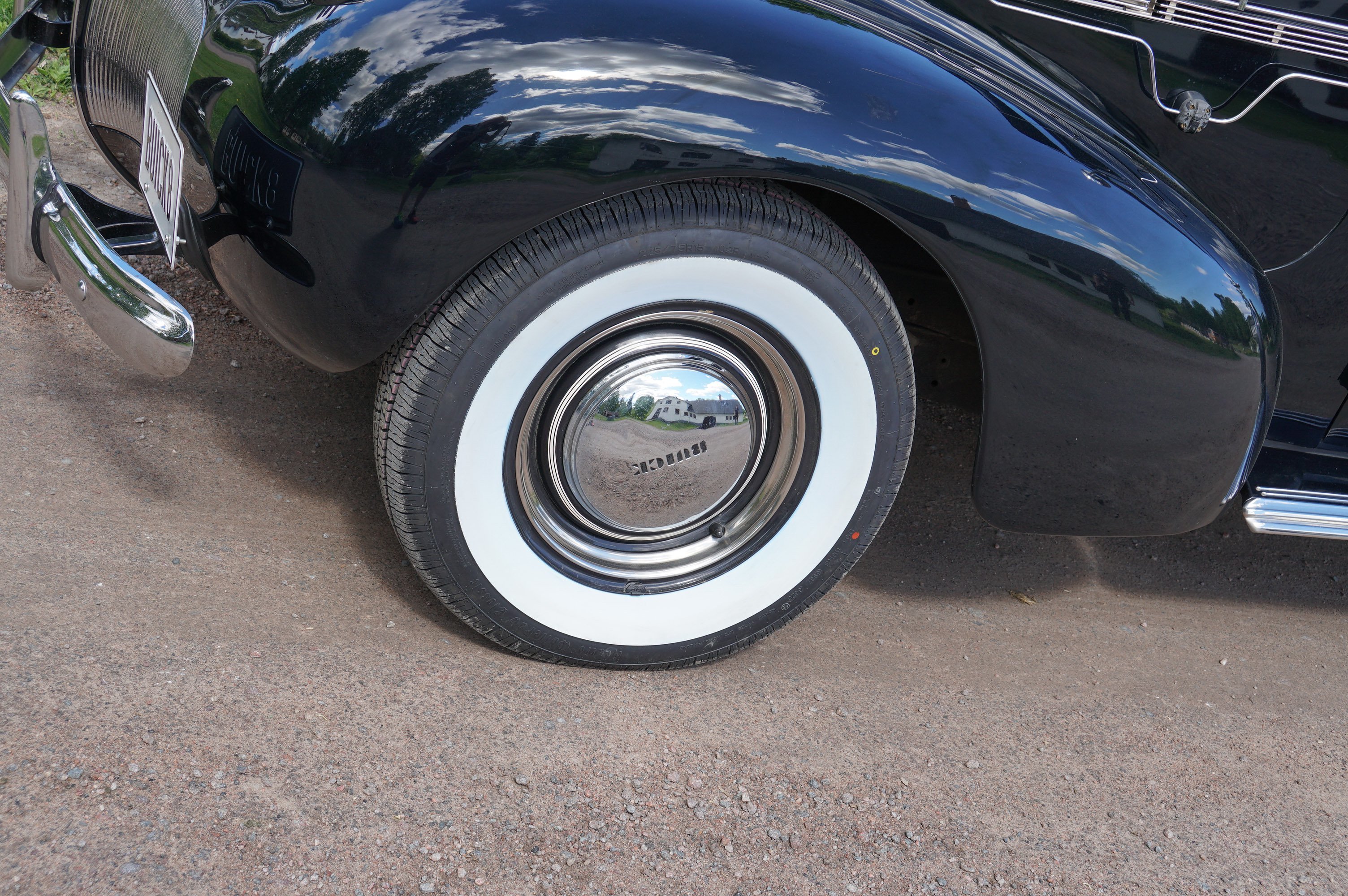 Vehicle Image 35