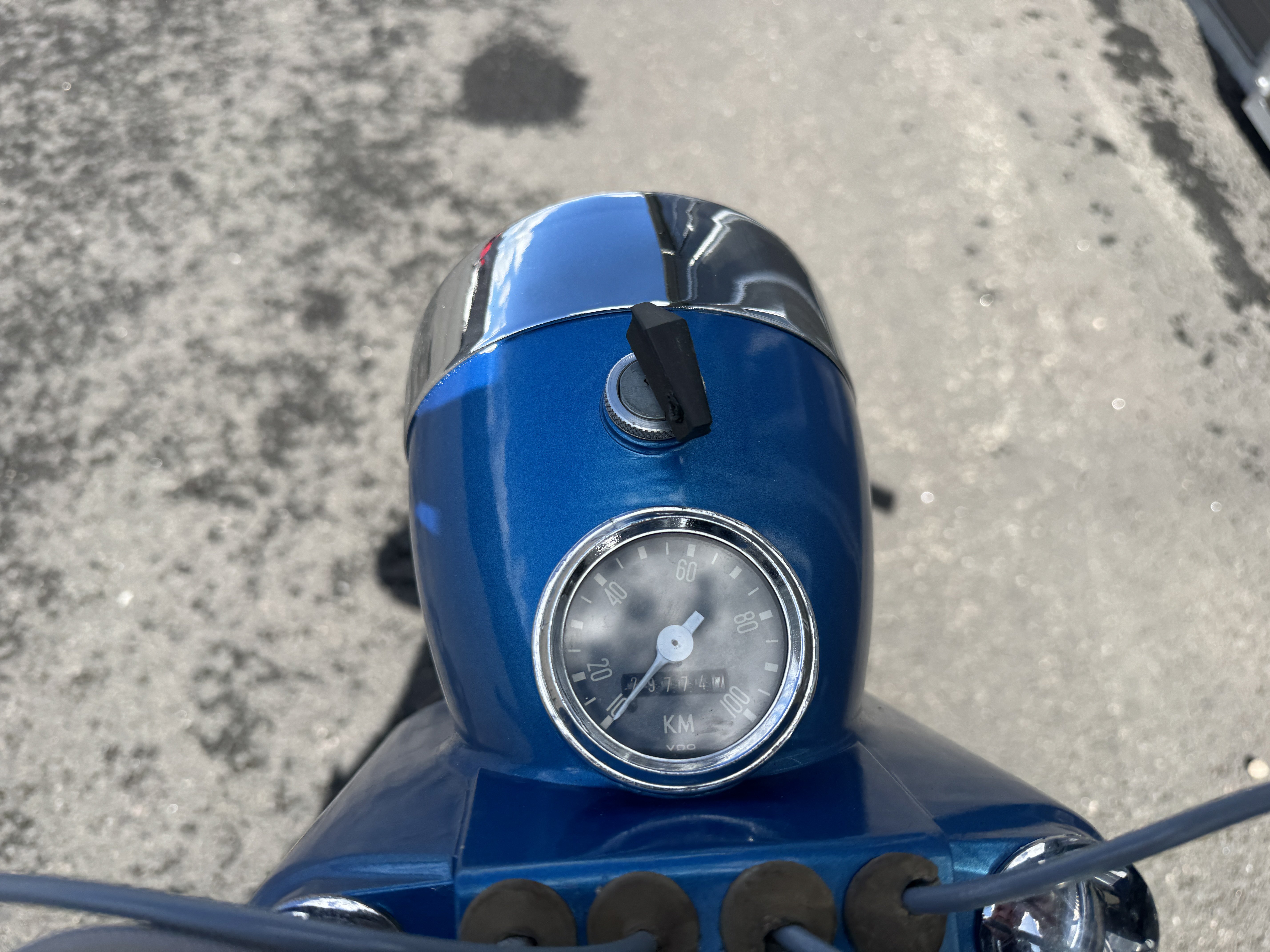 Vehicle Image 38