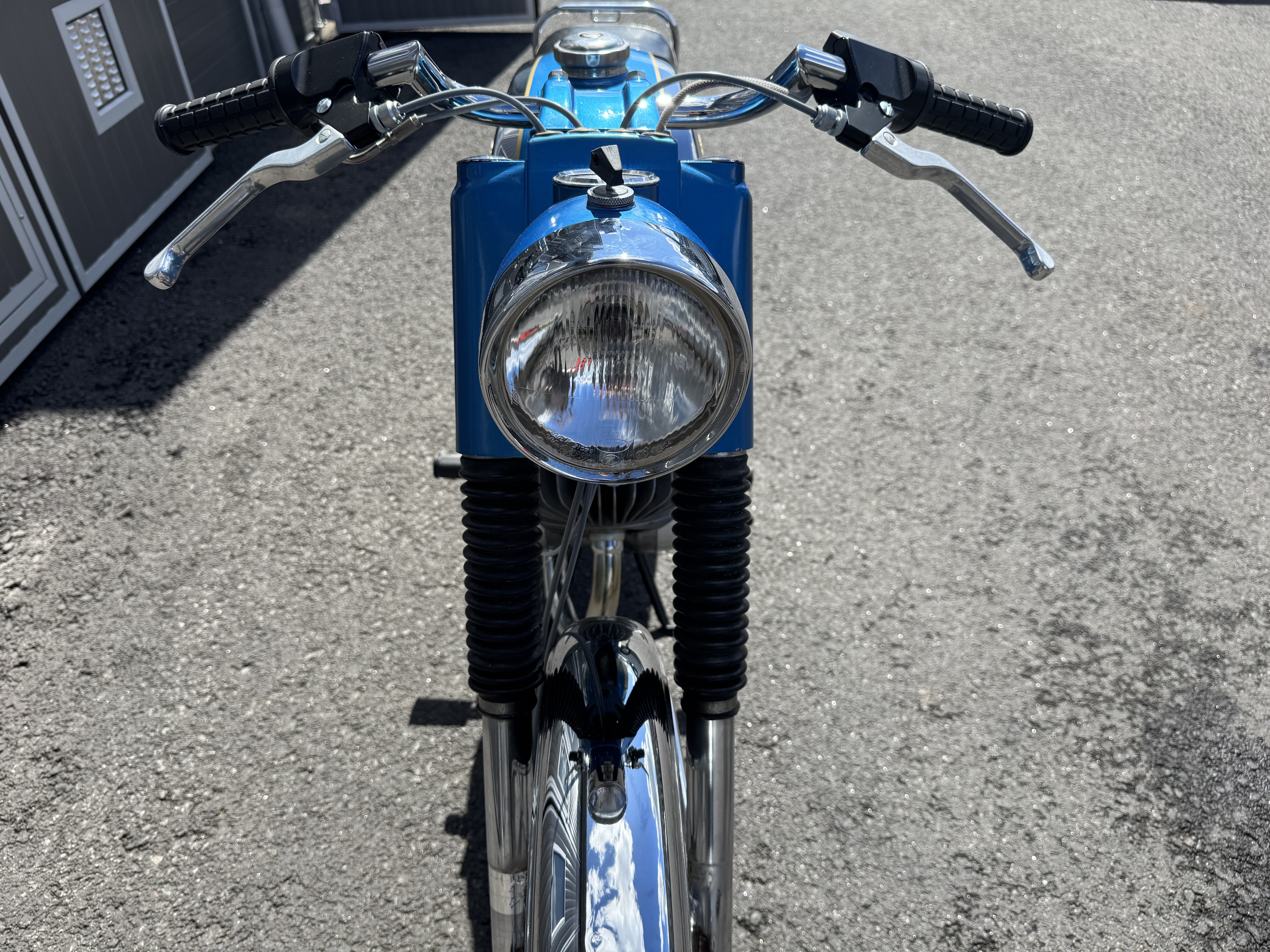 Vehicle Image 40