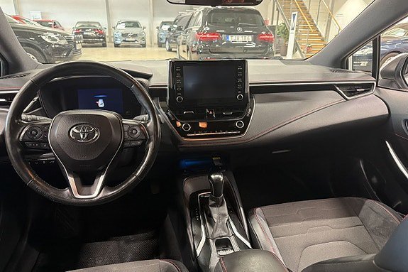 Vehicle Image 9