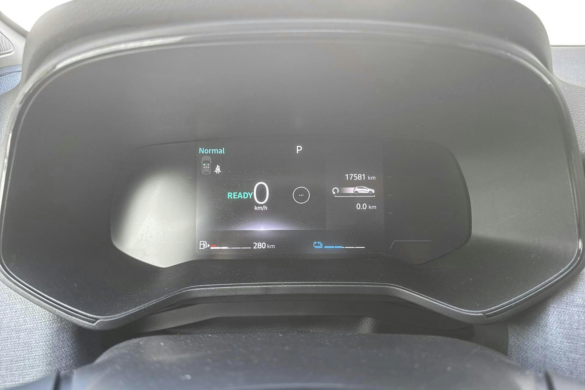 Vehicle Image 11