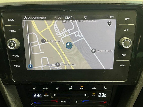 Vehicle Image 21