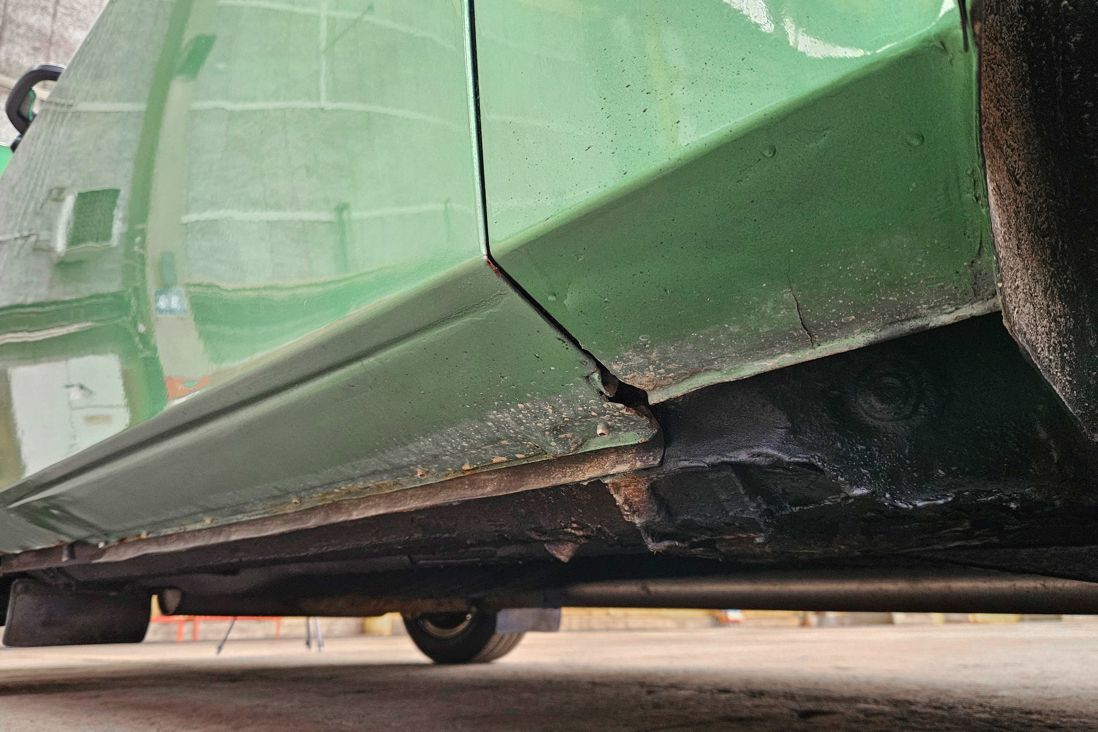 Vehicle Image 15