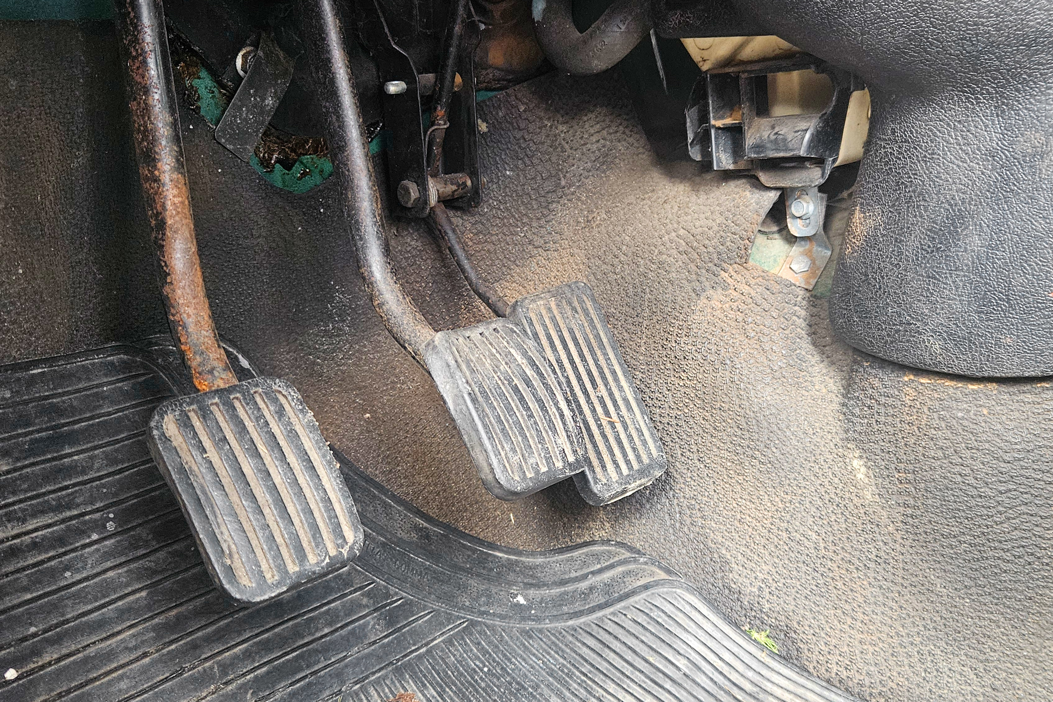 Vehicle Image 30