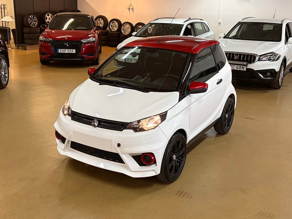 Vehicle Image 18