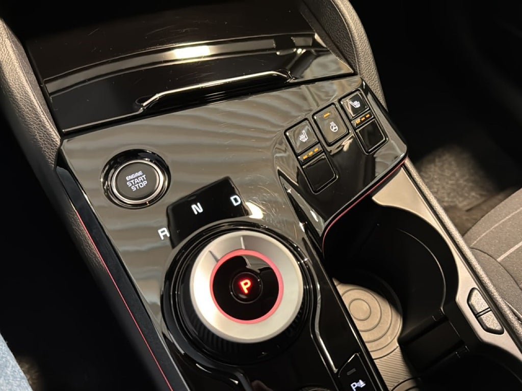 Vehicle Image 12
