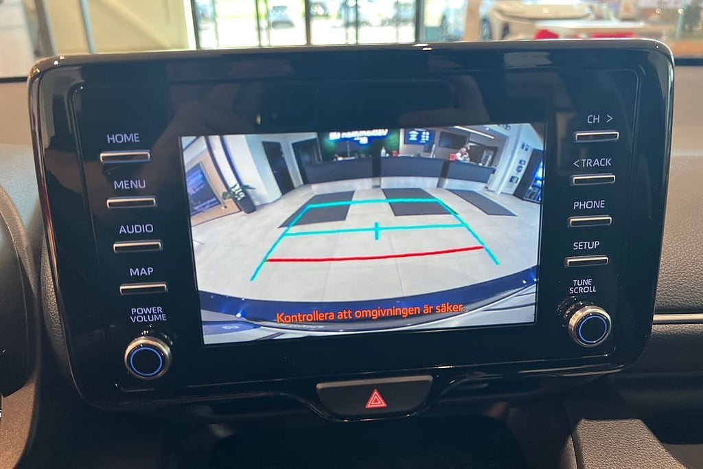 Vehicle Image 15