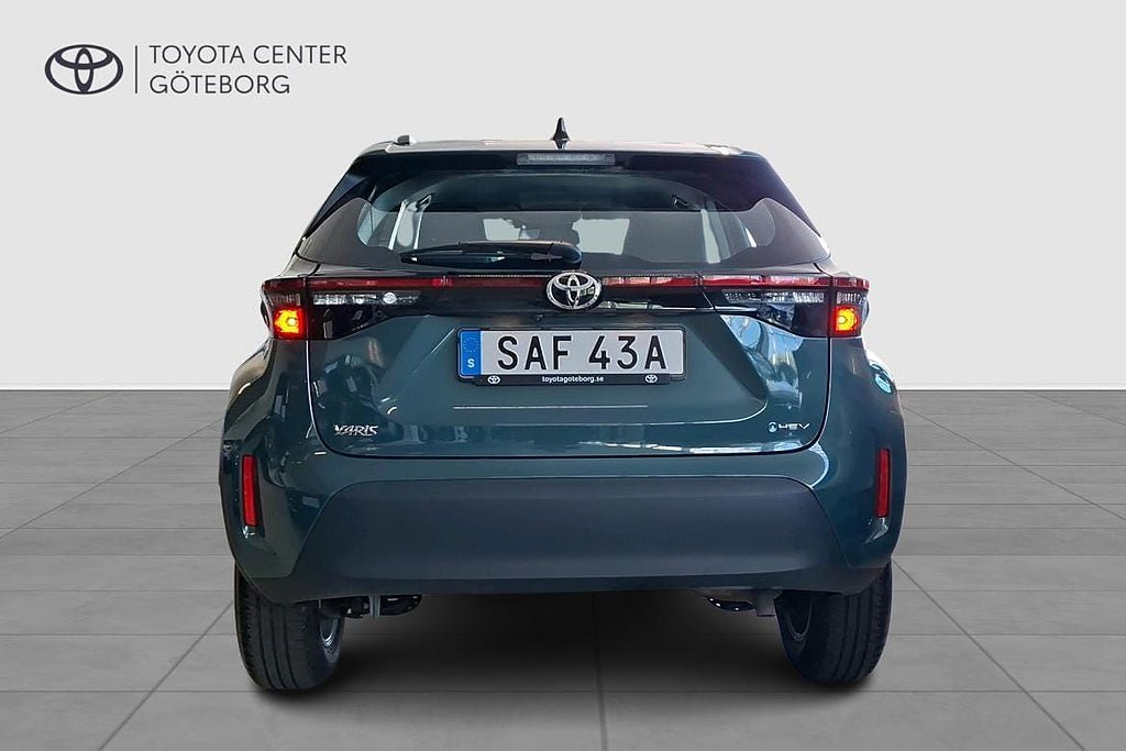 Vehicle Image 6