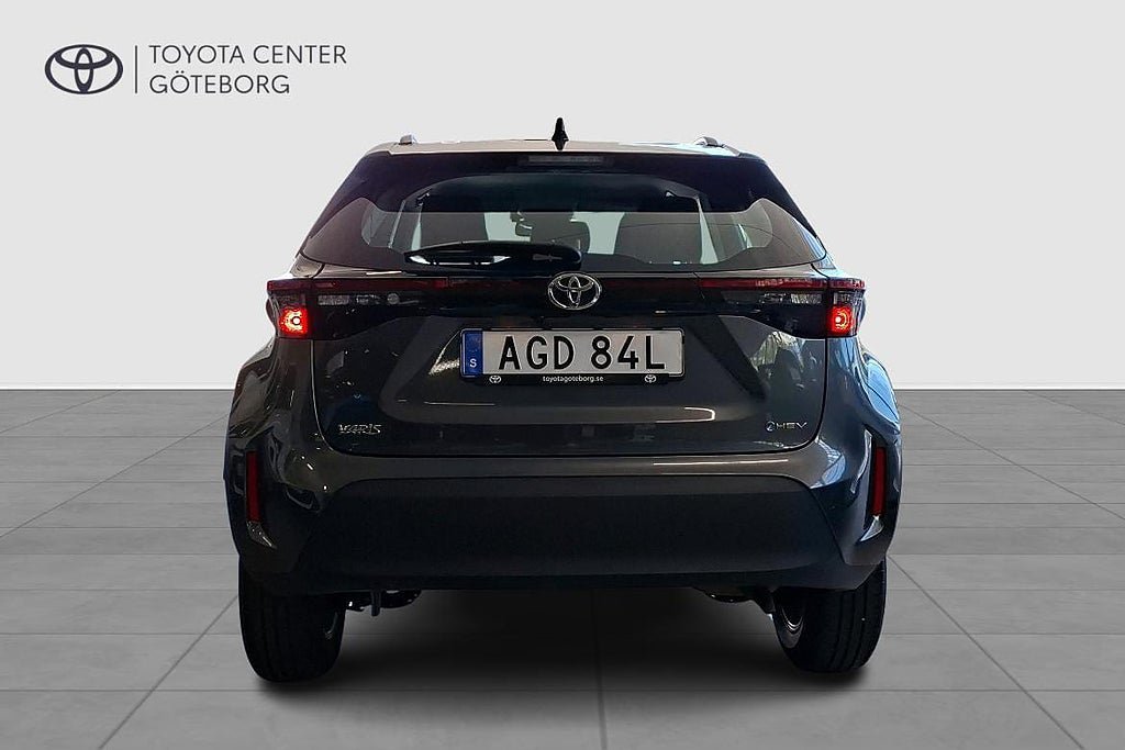 Vehicle Image 6