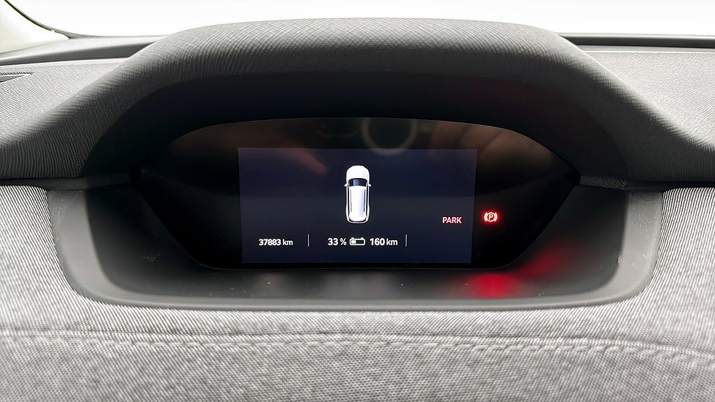 Vehicle Image 16