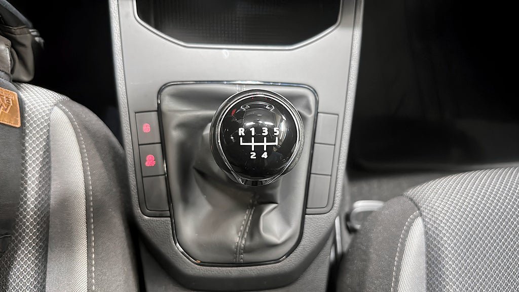 Vehicle Image 17