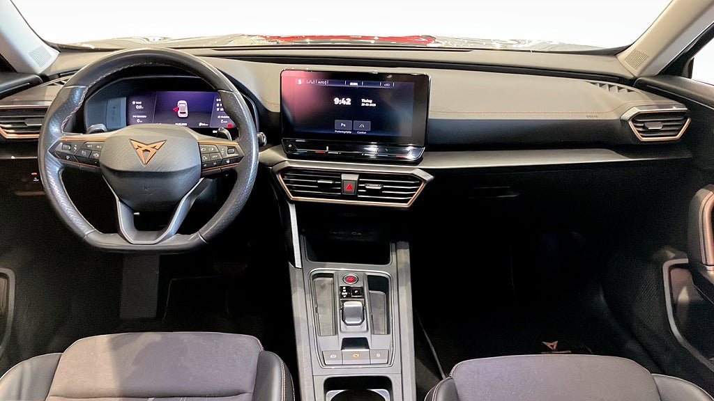 Vehicle Image 10