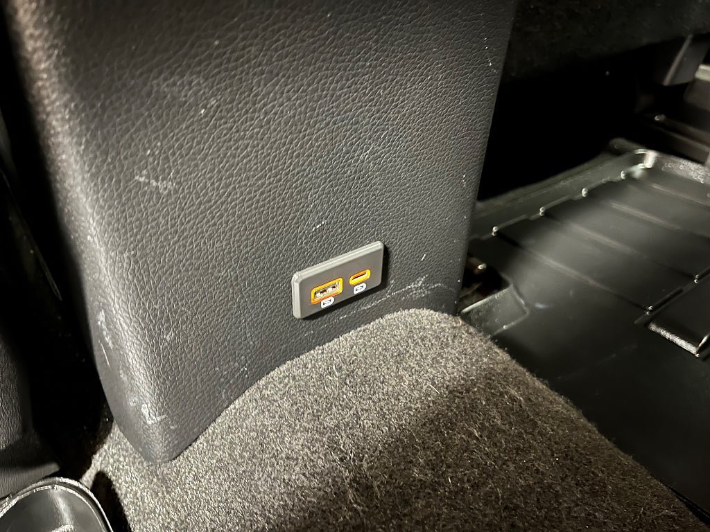 Vehicle Image 23