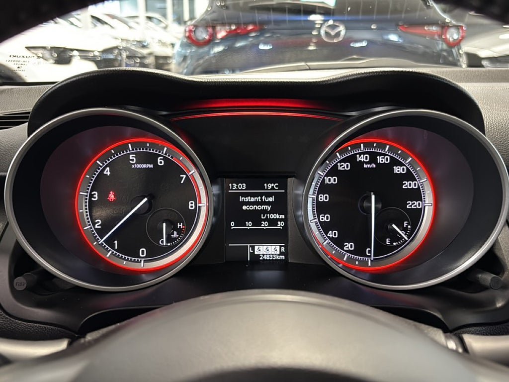 Vehicle Image 11