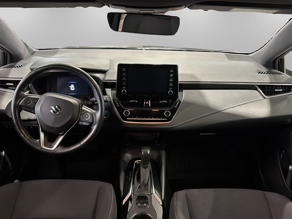 Vehicle Image 6