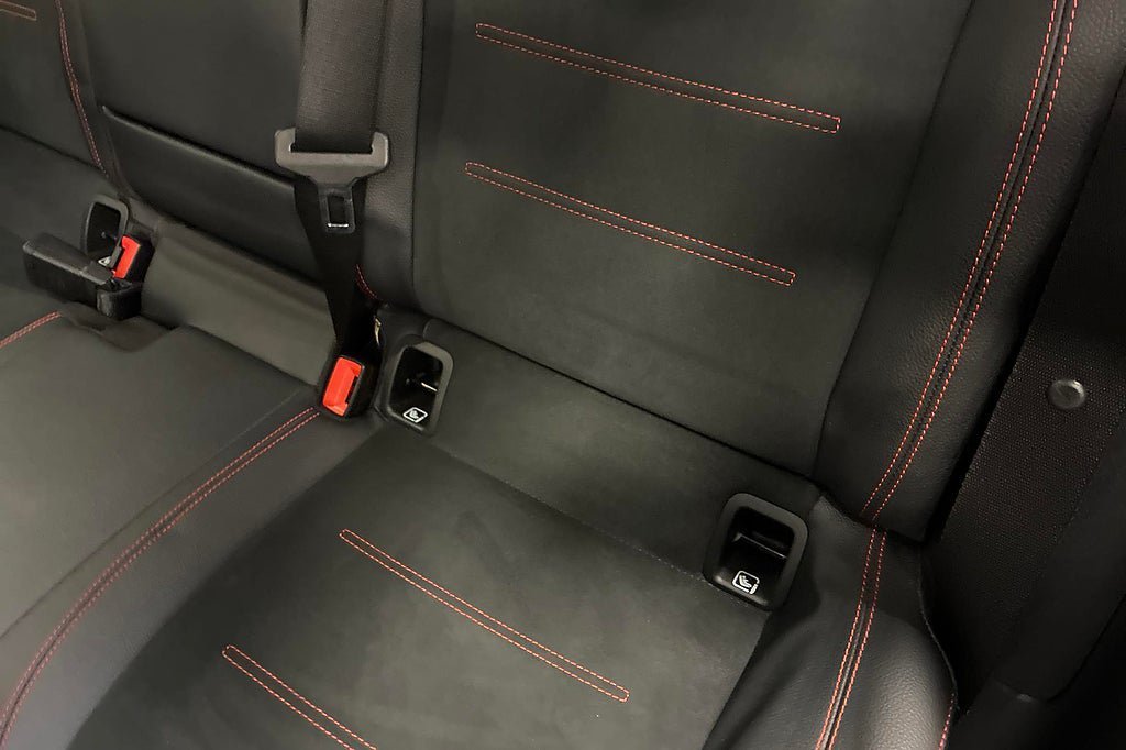 Vehicle Image 26