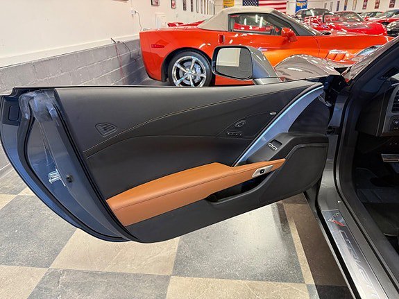 Vehicle Image 26