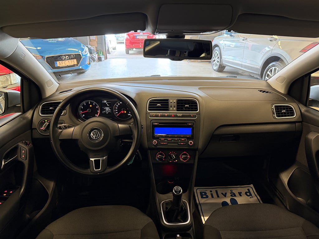 Vehicle Image 15