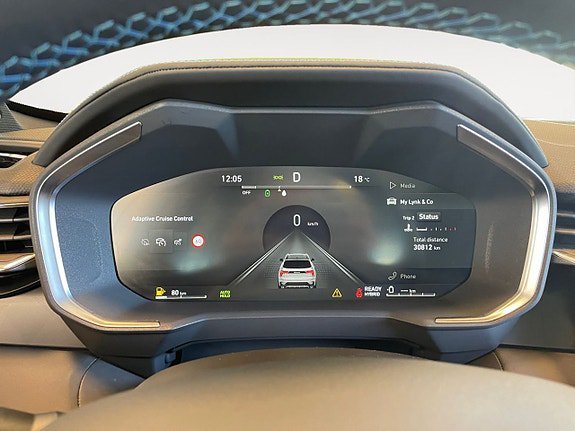 Vehicle Image 12