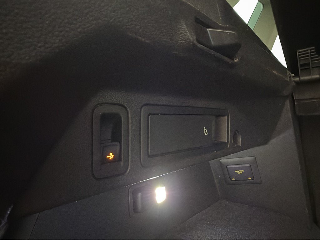 Vehicle Image 22