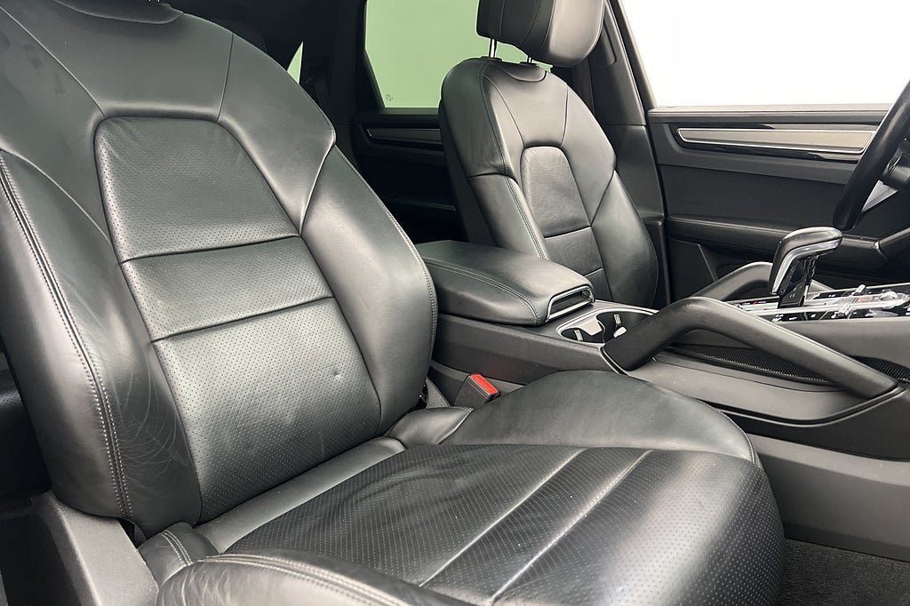 Vehicle Image 37