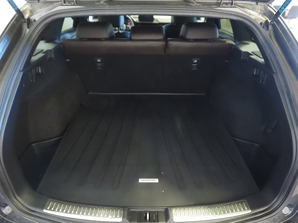 Vehicle Image 17