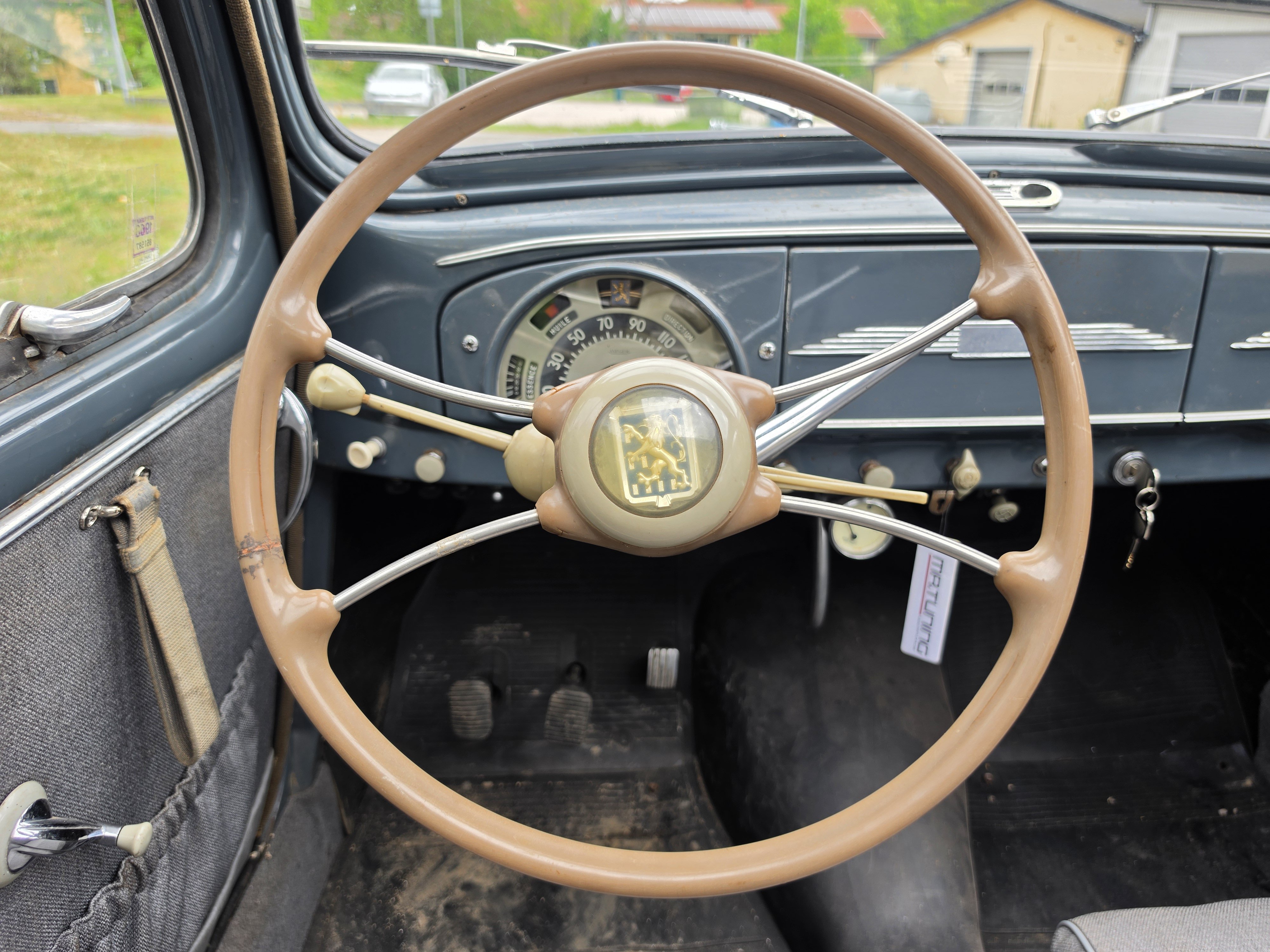 Vehicle Image 19