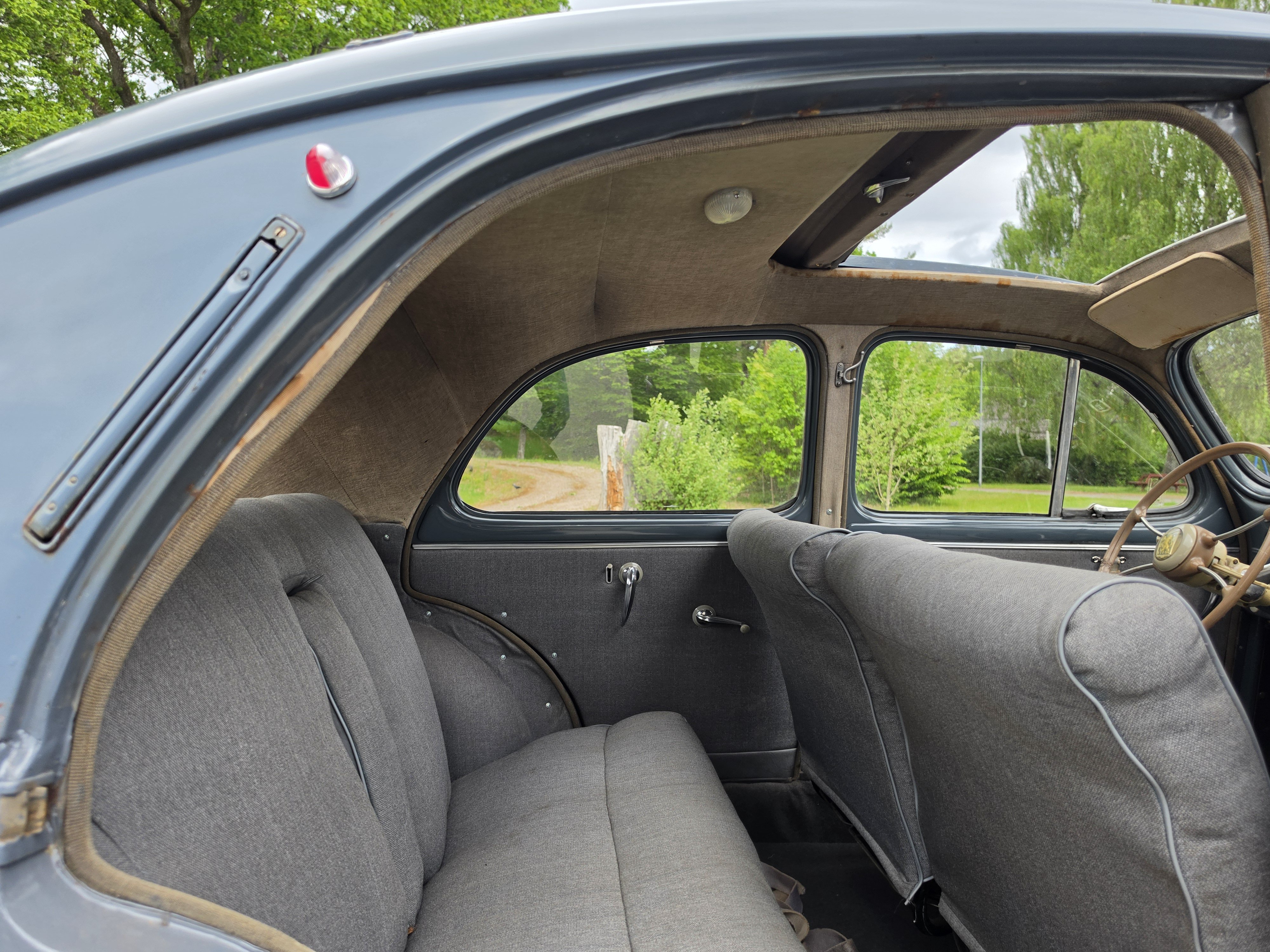 Vehicle Image 37