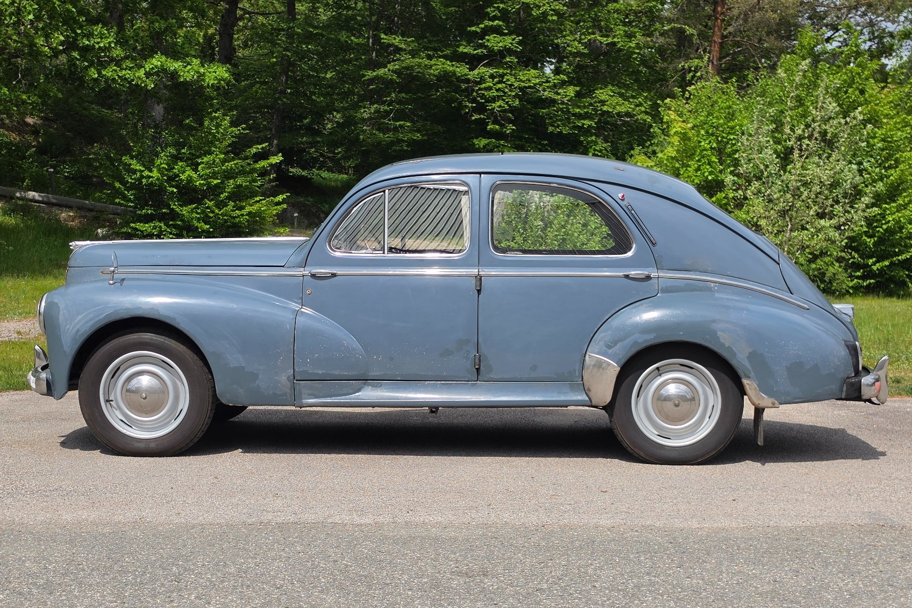 Vehicle Image 60