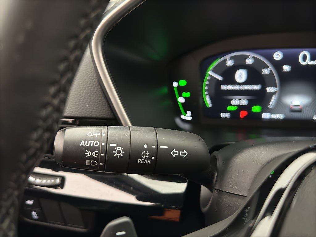 Vehicle Image 19
