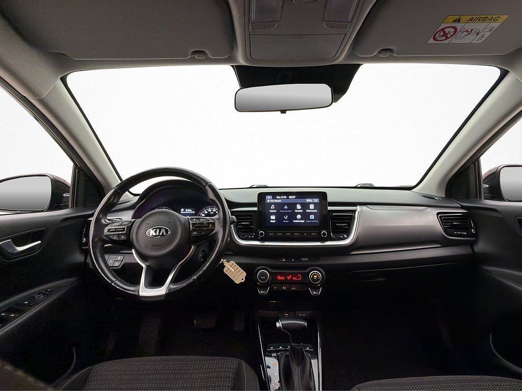 Vehicle Image 12