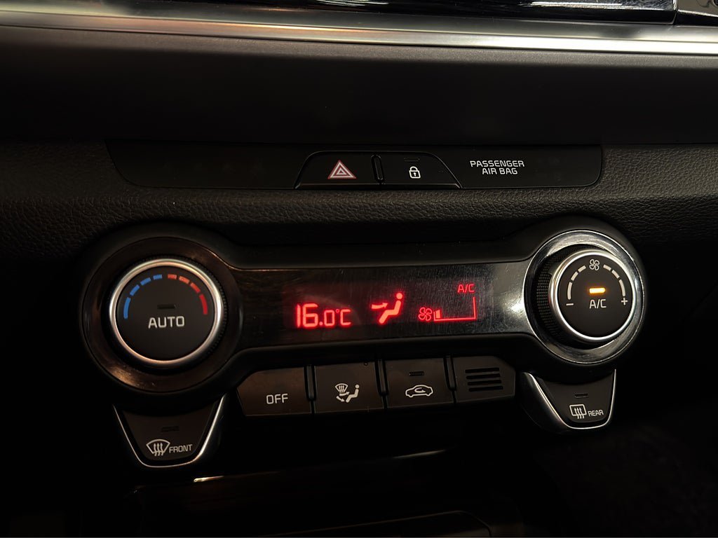 Vehicle Image 23