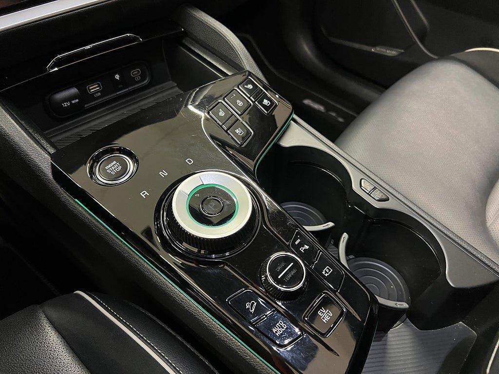Vehicle Image 27