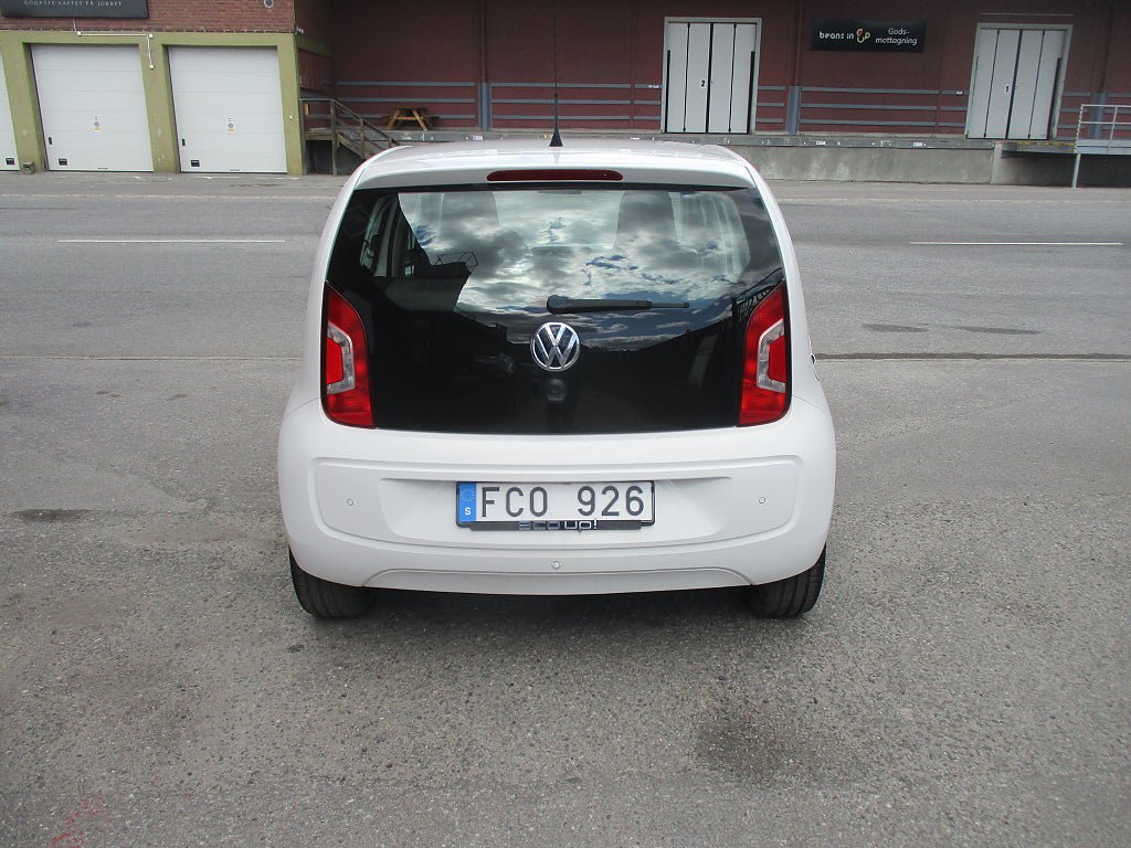 Vehicle Image 6