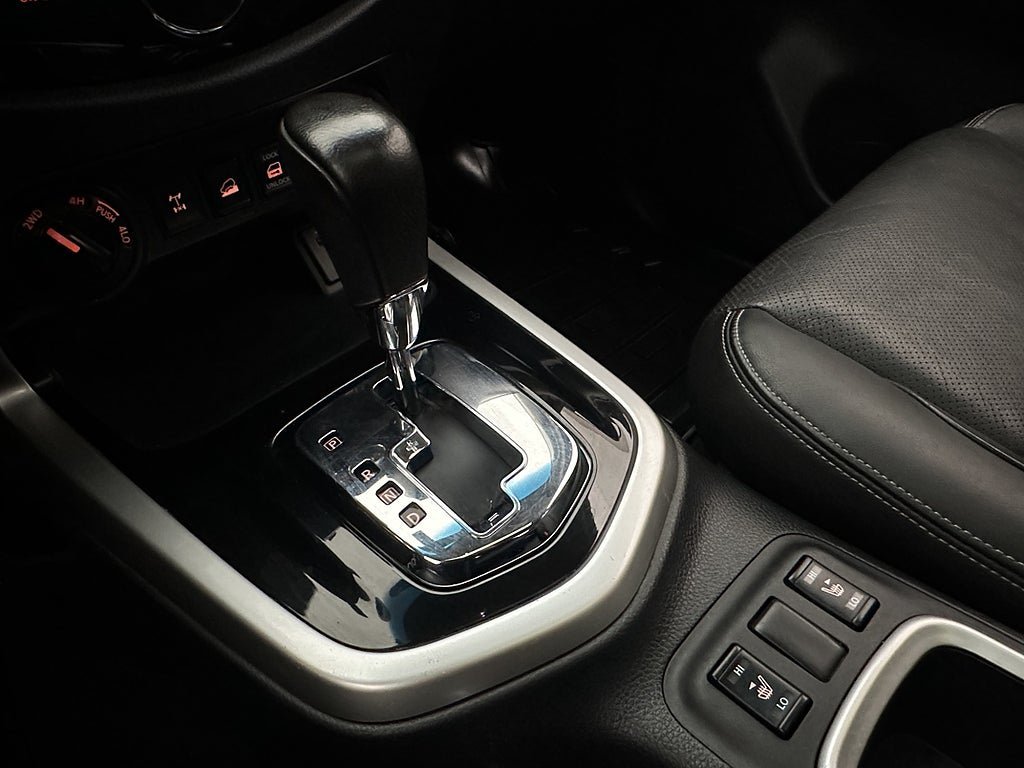 Vehicle Image 23