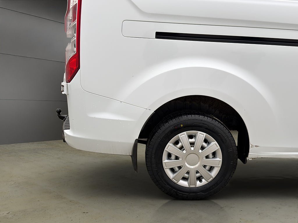 Vehicle Image 31