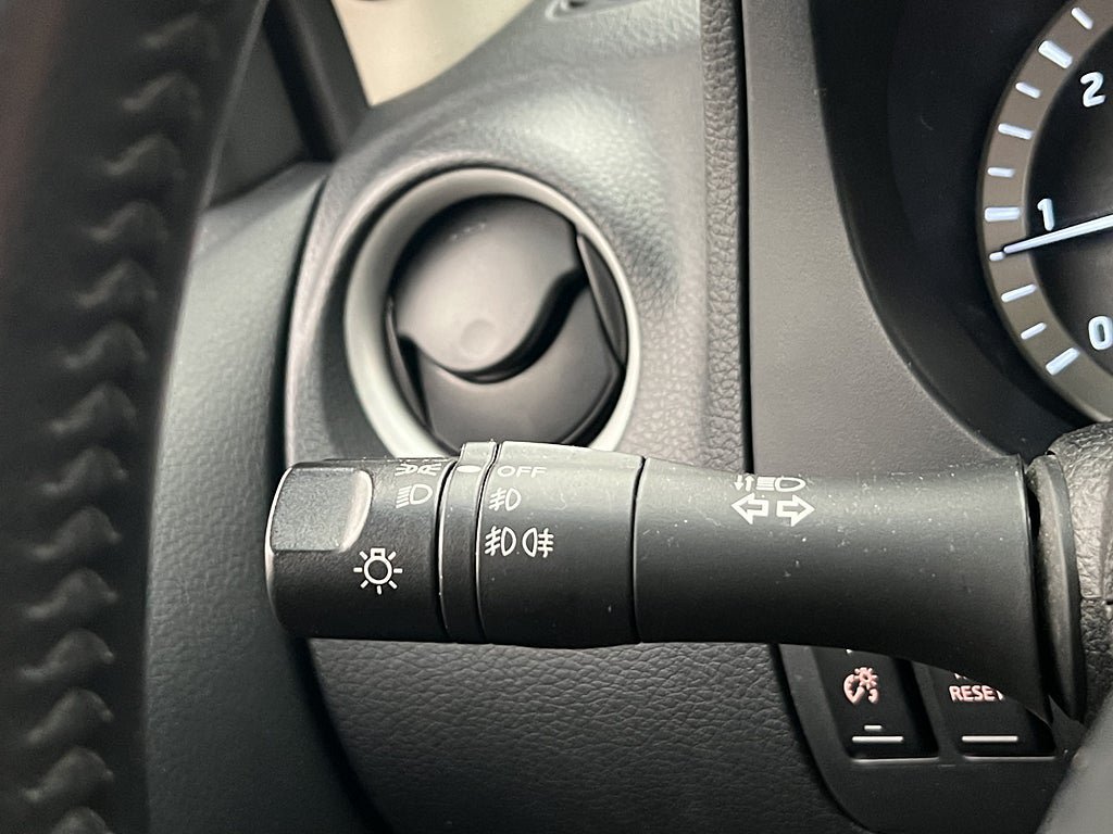Vehicle Image 36