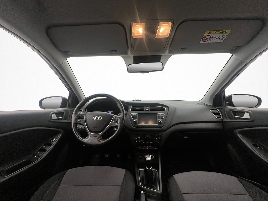 Vehicle Image 18