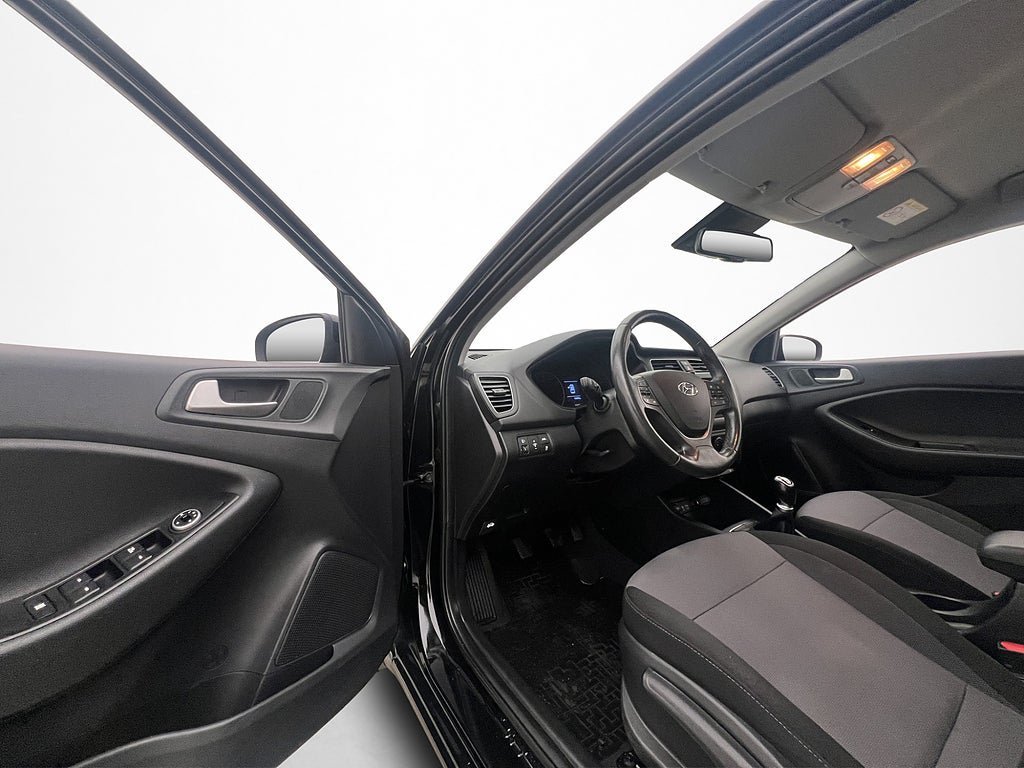 Vehicle Image 20